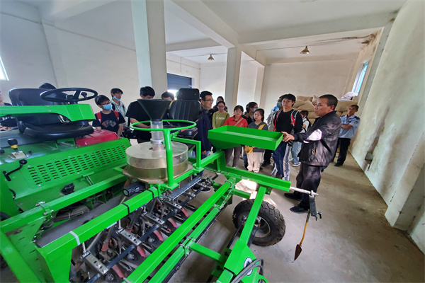 农业机械认知学习_副本.jpg