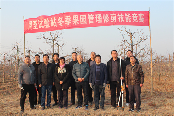 c0cbaa451a2a42be9bb618648bd20563.jpg 合影留念.jpg