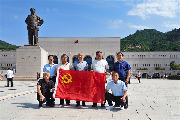 斗口试验站党支部“七一”主题党日活动_副本.jpg