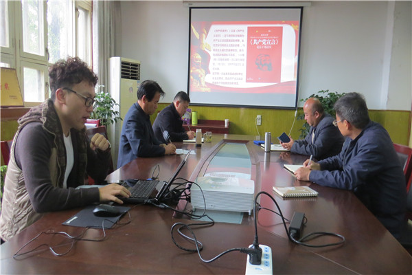 08b8719a19954de6a771358c522b4329.jpg 学习现场.jpg