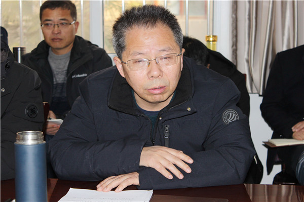 70a339b6ea1c4c63b1702e26463da1ea.jpg 场站服务中心党委书记刘有全主持会议.jpg