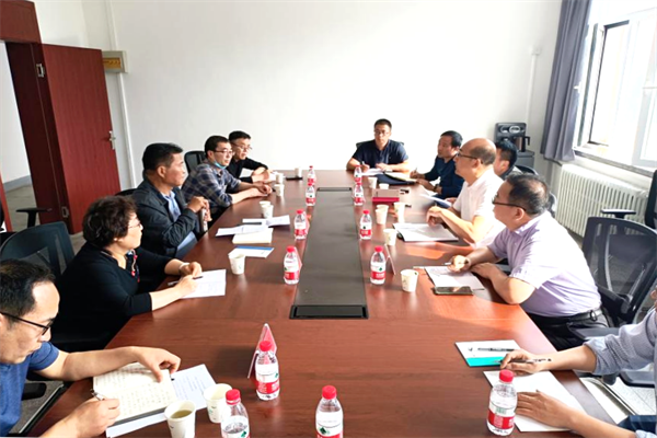 ae2c8e7486d24a75b3e8127e8ad065c9.png 座谈会现场_副本.png