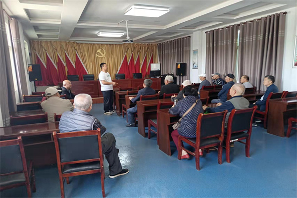 cbcb3e1649cb4fe6bd7b36da1293d4f7.jpg 工作交流.jpg